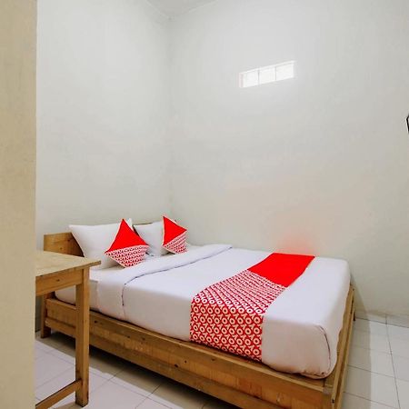 Hotel Oyo 3083 D Kost 3 Syariah Jogyakarta Zewnętrze zdjęcie